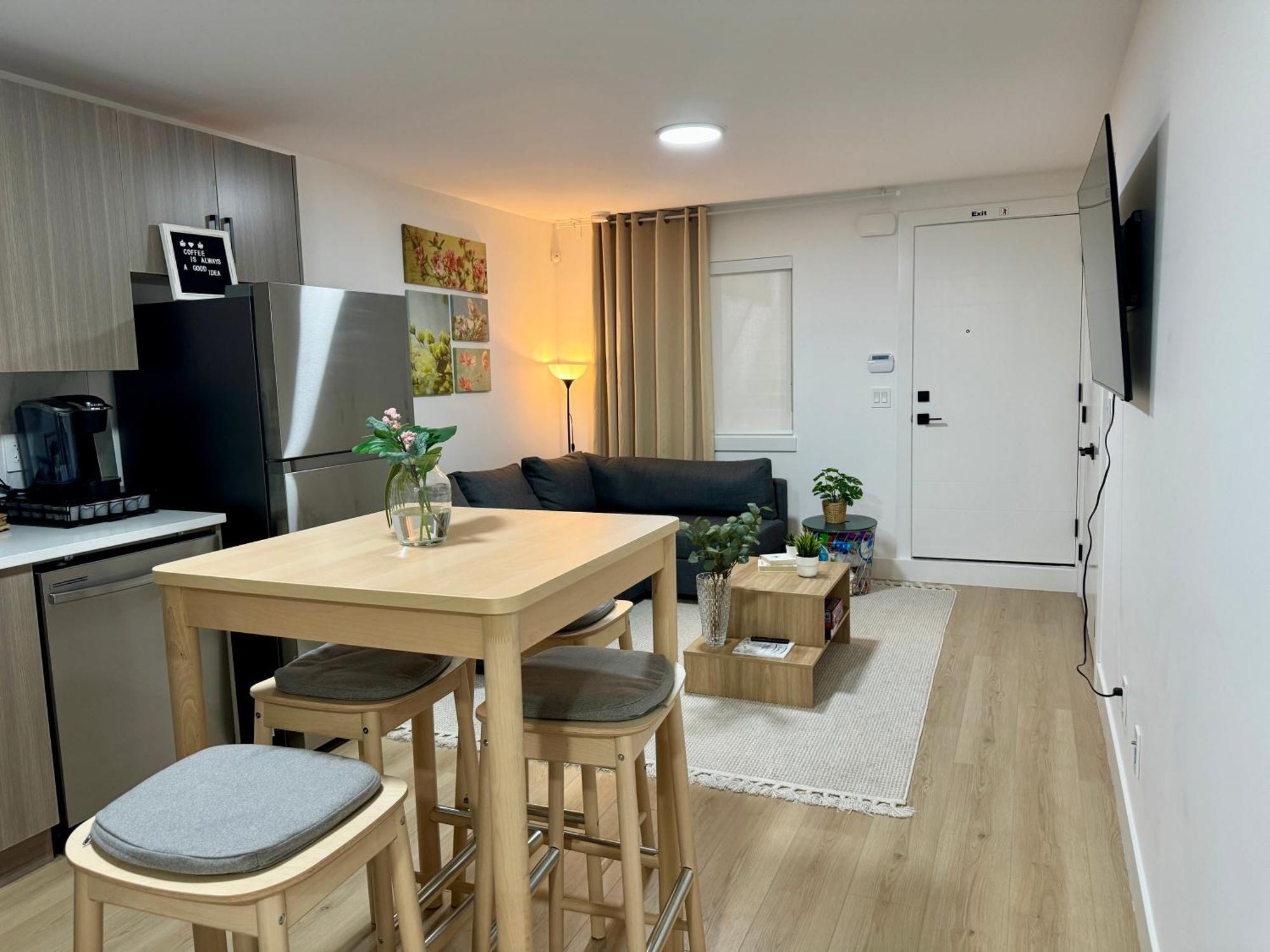 The Sunset Haven- Cozy 2Br Basement Suite Near White Rock Surrey Buitenkant foto