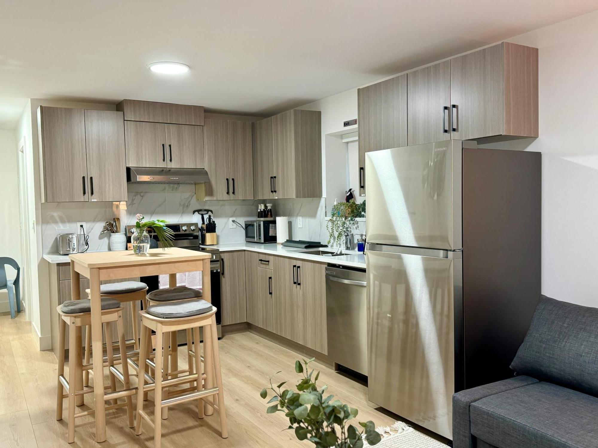 The Sunset Haven- Cozy 2Br Basement Suite Near White Rock Surrey Buitenkant foto