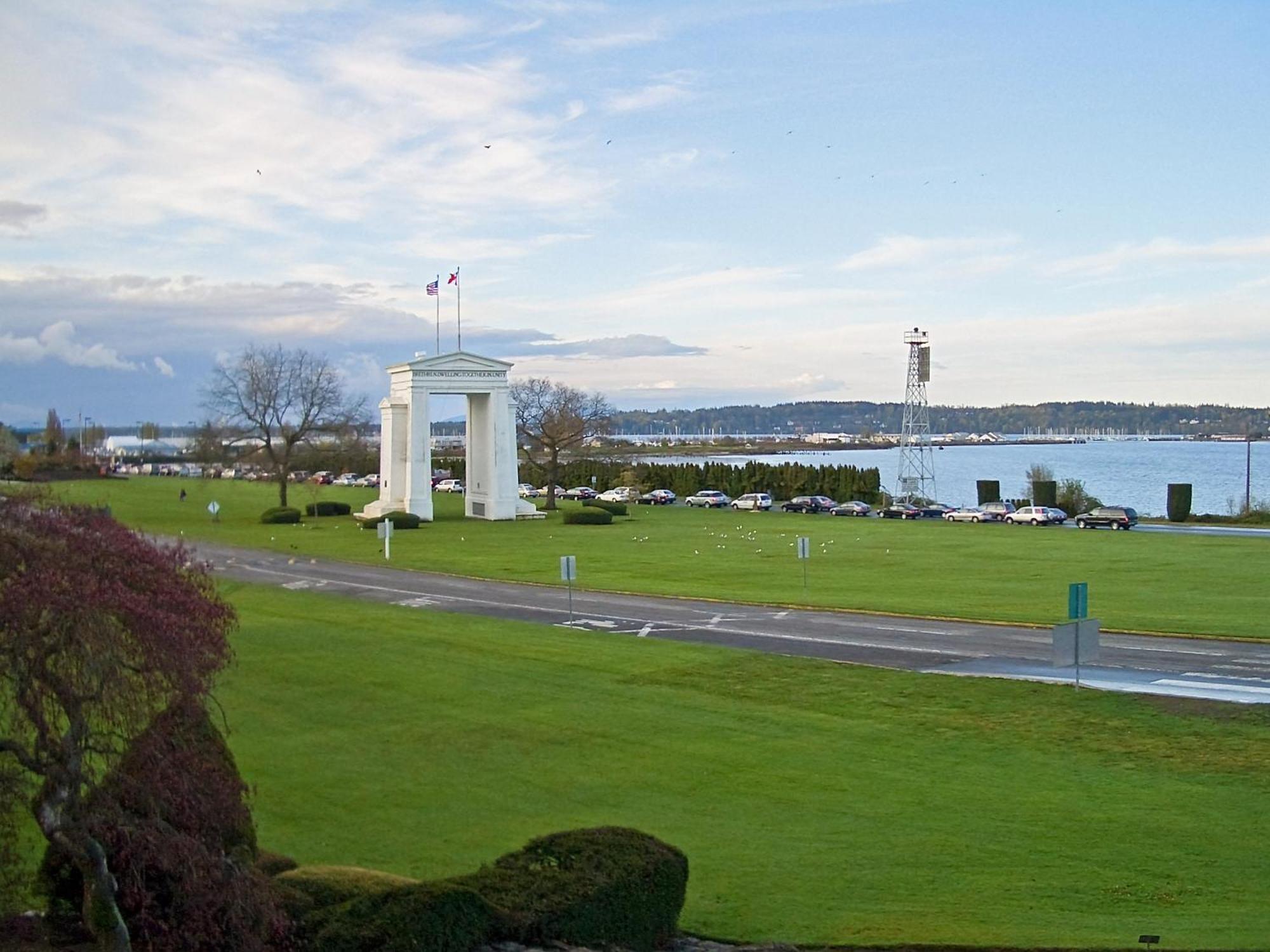 The Sunset Haven- Cozy 2Br Basement Suite Near White Rock Surrey Buitenkant foto