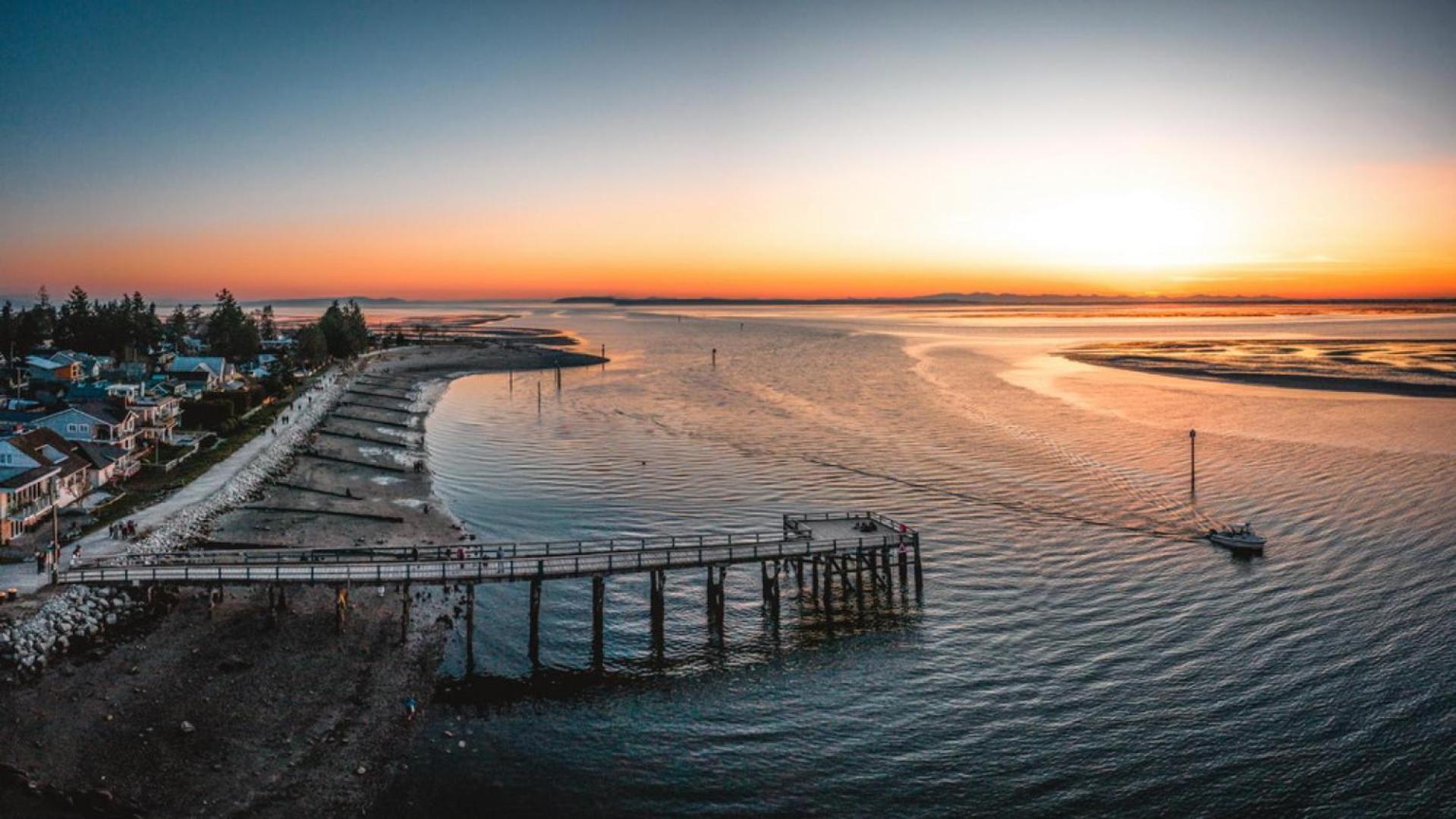 The Sunset Haven- Cozy 2Br Basement Suite Near White Rock Surrey Buitenkant foto